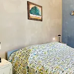 Hostdomus-acquamarina - Seafront - Bike * Finale Ligure