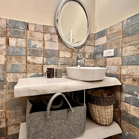 Hostdomus-acquamarina - Seafront - Bike Apartment