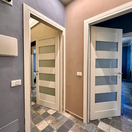 Hostdomus-acquamarina - Seafront - Bike Finale Ligure